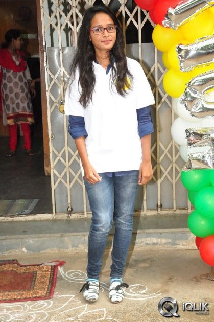 Rashmi-Goutham-And-Getup-Srinu-At-Akshara-Kalasha-Foundation